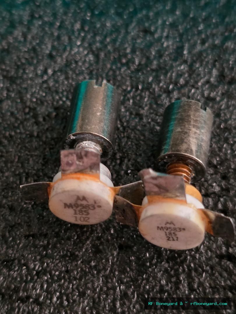 Motorola M9583 NPN Silicon BJT Stud-Mount Power Transistor Matched Pair – Bench Tested photo
