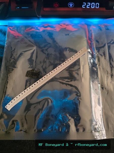 Panasonic ERJ-2RKF3333X 333K Ohm 1% 0402 SMD Thick Film Resistors – Qty 60 photo