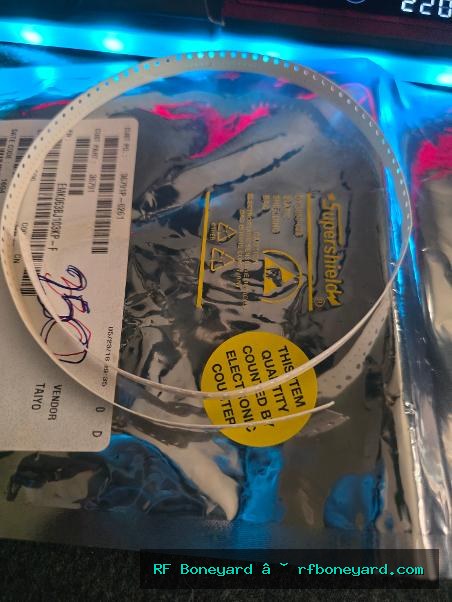 Taiyo Yuden EMK063BJ103KP-F 0.01uF 16V X5R 0201 SMD Ceramic Capacitors – Qty 250 photo