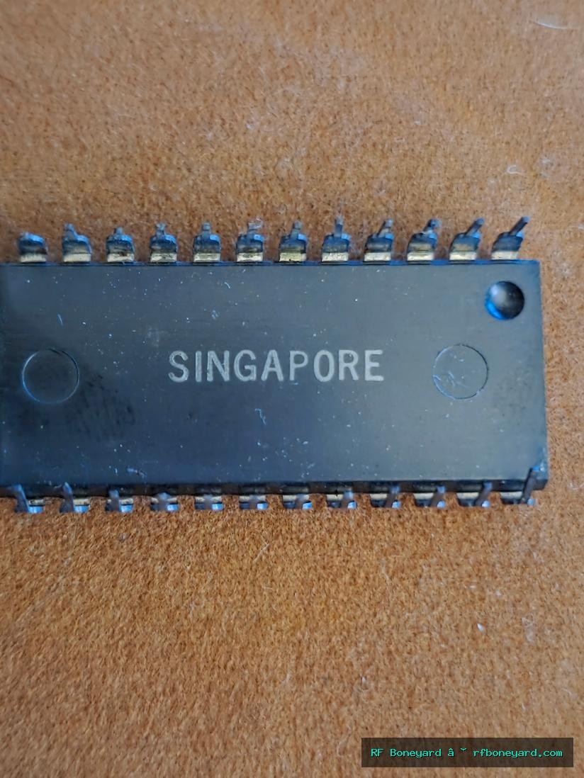 Signetics 047066 02-0012-01 Vintage 24-Pin DIP IC 1978 Singapore NOS photo