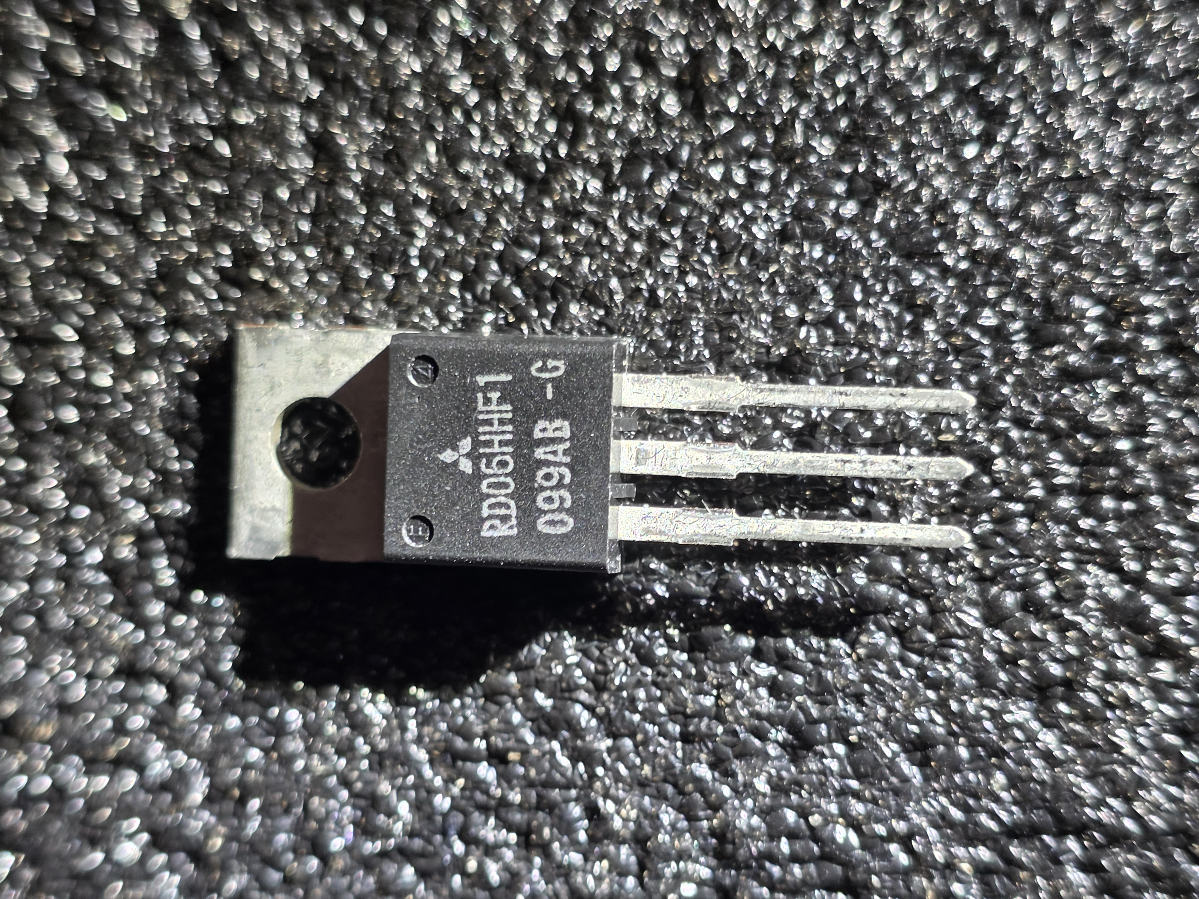 Mitsubishi RD06HHF1-01 RF Power MOSFET - 6W HF PA Transistor