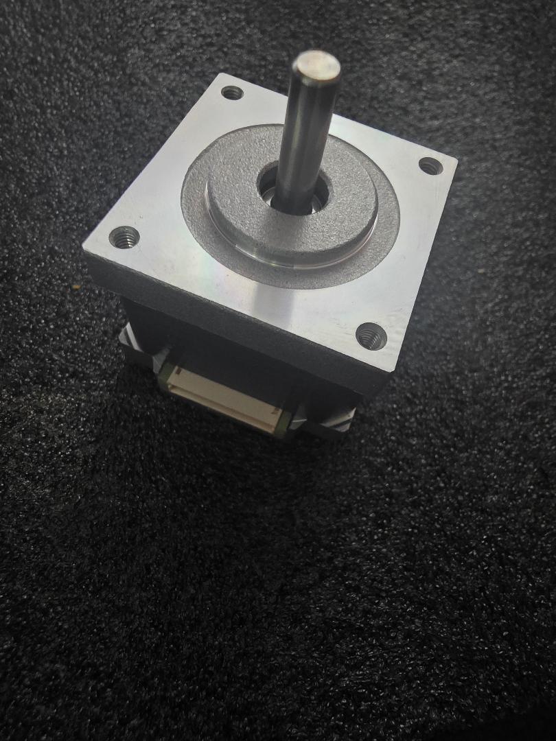 Japan Servo KH39GM2-010 Stepper Motor – Obsolete Tuner / Mechanical Assembly Repair Stock