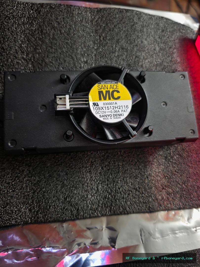 Sanyo Denki San Ace MC 109X1512H2116 12V Cooling Fan / Heatsink Bracket Assembly