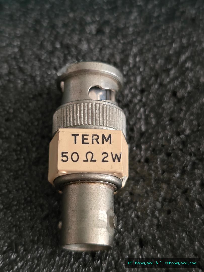 Tektronix 011-0049-01 BNC 50 Ohm 2W Feed-Through Terminator