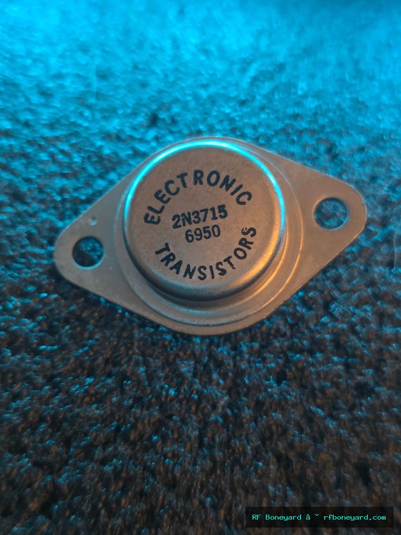 Electronic Transistors 2N3715 NPN Silicon Power Transistor TO-3
