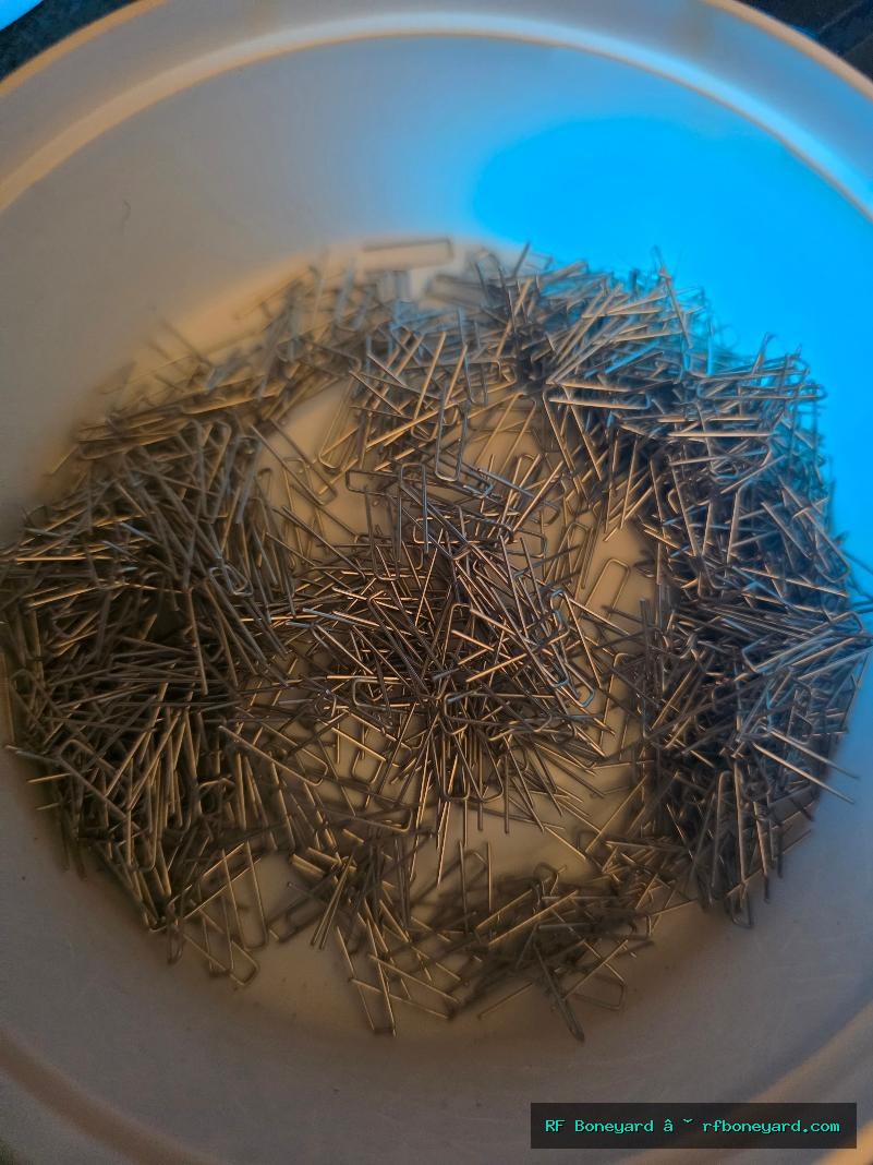 200-Piece 330027-100-24 Preformed PCB Jumper Wires 0.100-Inch 24 AWG