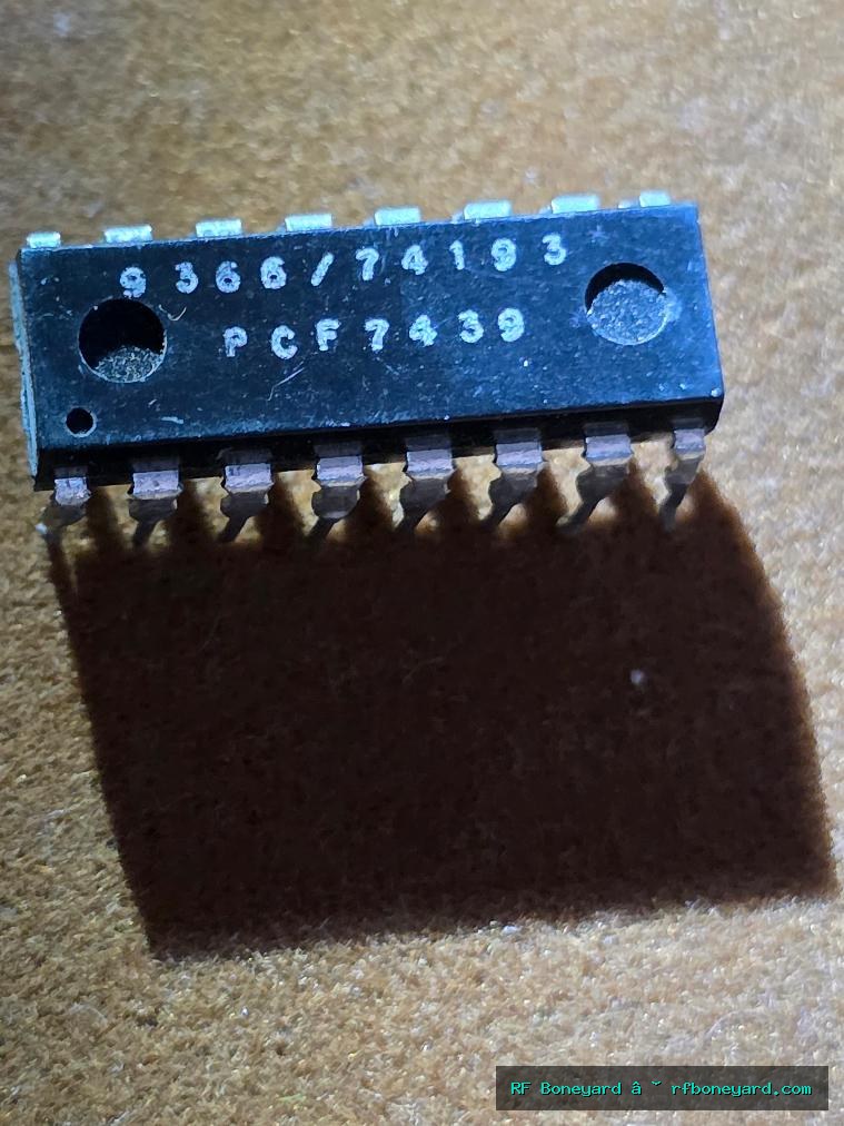 Fairchild 9366 74193 Obsolete 4-Bit Up Down Binary Counter DIP-16 1974 Vintage Arcade TTL IC