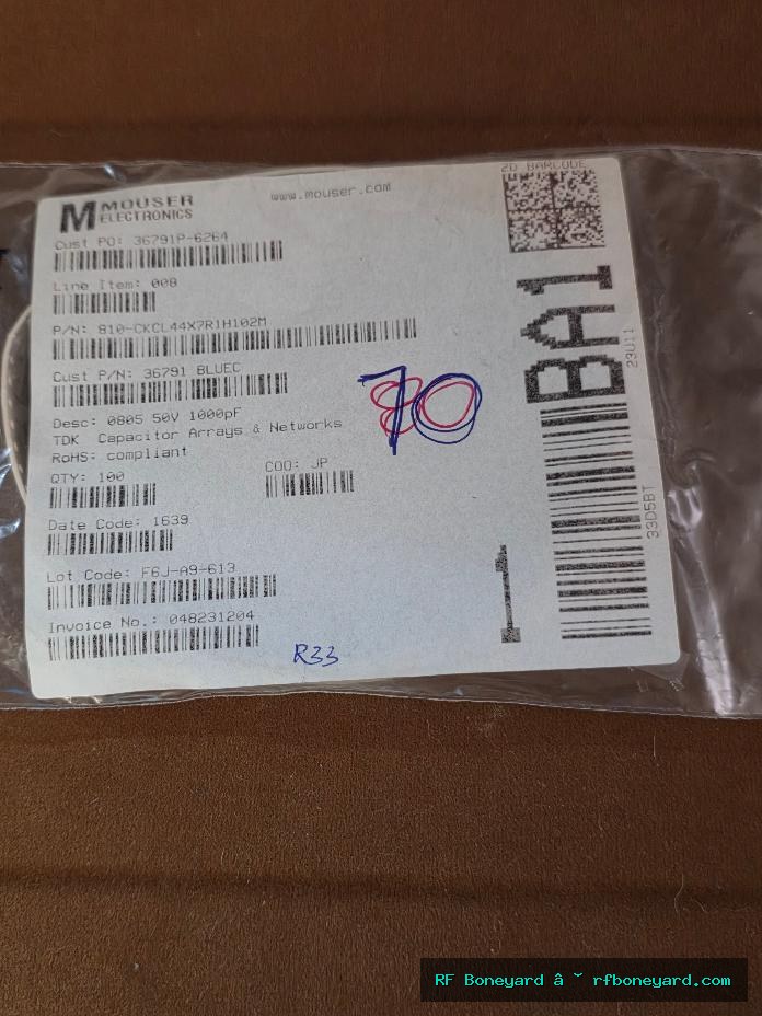 TDK CKCL44X7R1H102M085AA 1000pF 50V X7R 4-Element 0805 Ceramic Capacitor Array 70pcs