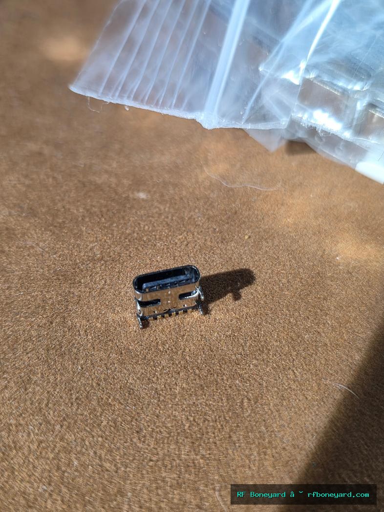 CUI DEVICES UJC-HP-3-SMT-TR USB TYPE-C POWER RECEPTACLE RIGHT ANGLE SMD CONNECTOR