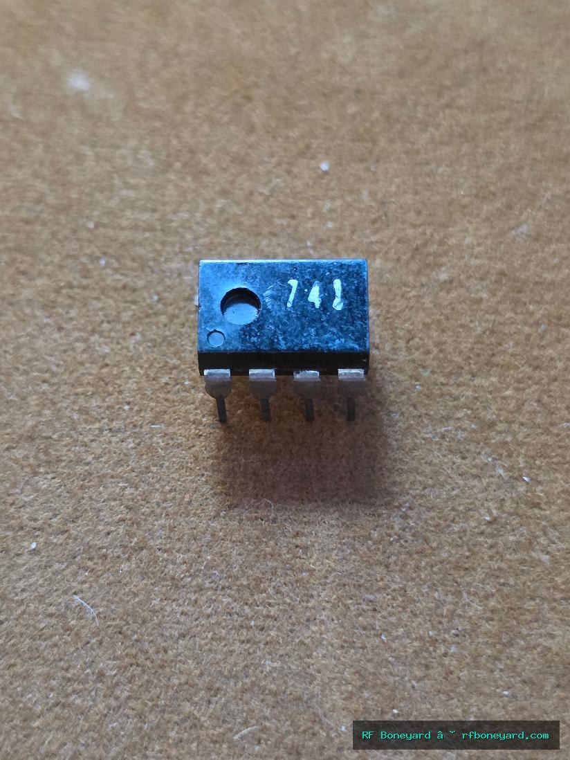 Vintage 741 General-Purpose Operational Amplifier DIP-8 2 PCS