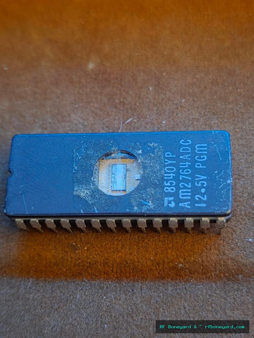 AMD AM2764ADC 64K 8K x 8 UV Erasable EPROM 28-Pin Ceramic DIP Vintage Memory IC