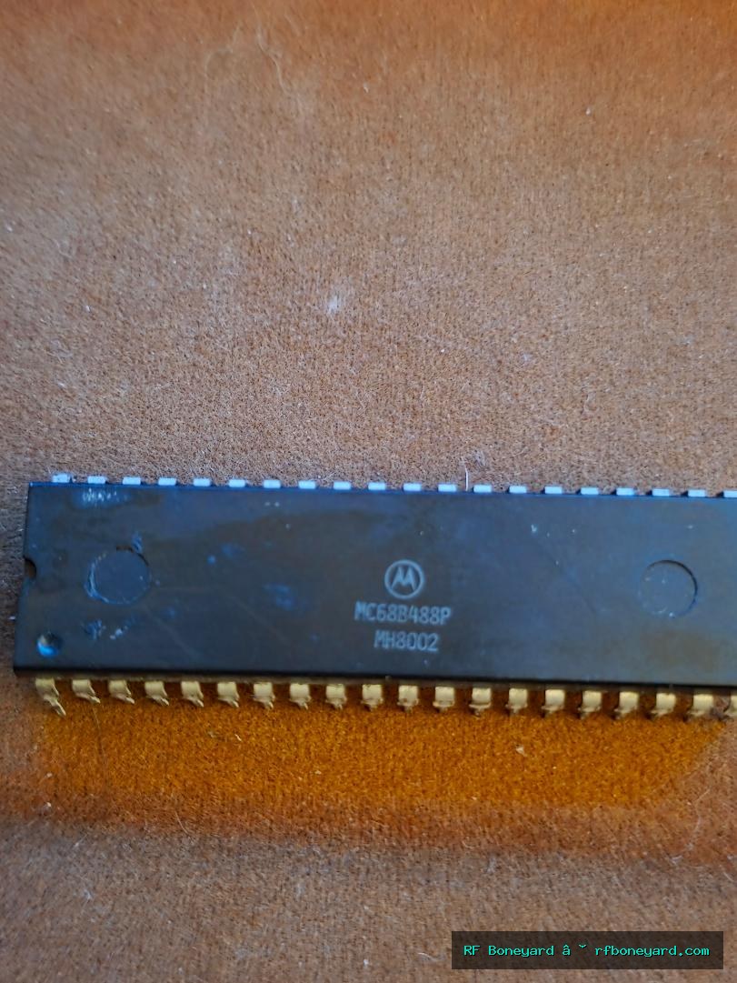 Motorola MC68B488P General Purpose Interface Adapter GPIB IEEE-488 40-Pin DIP Vintage IC