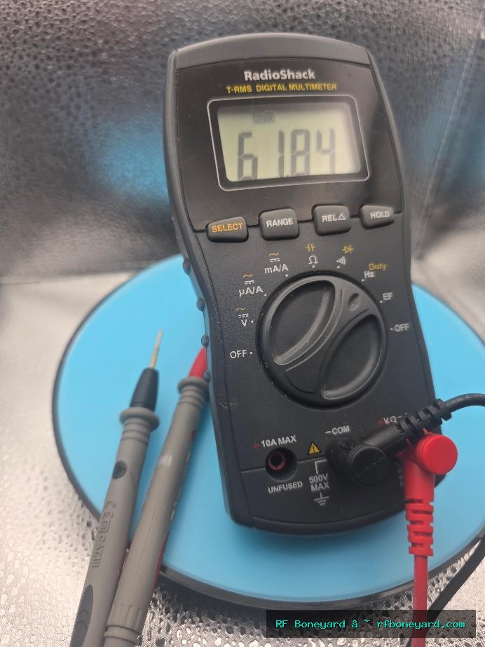 RadioShack 2200075 42-Range True RMS Digital Multimeter Tested Working with Leads