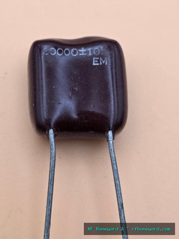 Vintage 30000pF 0.03uF 10% Brown Dipped Radial Capacitor Tested 1 PC